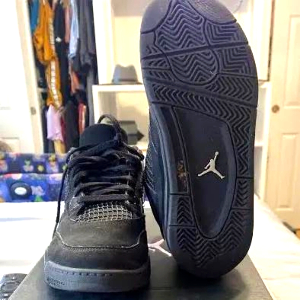 Size 11 Jordan 4 black cats